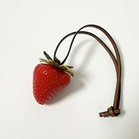Nouveau sac de fraise breloque argent plaqué mignon téléphone lanière porte-clés accessoire sac pendentif