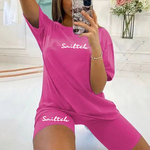 Vente en gros <span class=keywords><strong>de</strong></span> vêtements pour femmes t-shirts et shorts en coton ensembles pour femmes nouveaux hauts surdimensionnés à la mode pour femmes ensemble t-shirt et <span class=keywords><strong>short</strong></span> décontractés - Product Image 6