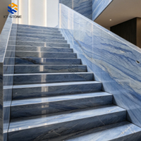 Dalle de marbre KT Stone Light Base Deep Blue à veines superposées pour mur TV décoratif de villa haut de gamme