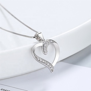 قلادة عصرية رفيعة من الزركون للنساء على شكل قلب فضي خالص قلادة بدلاية على شكل قلب لصديقته هدية عيد الحب - Product Image 5