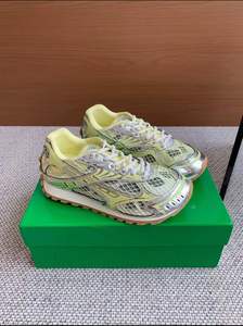 รองเท้าดีไซเนอร์ Bottegas Venetas Orbit Low-top รองเท้าวิ่งลำลองสีเงินสไตล์เรโทร รองเท้ากีฬาแฟชั่น รองเท้าเดินทันสมัย - Product Image 4