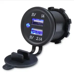 Waterproof 12V 24V Dual USB Port Car Charger Power Adapter Socket OutletためVehicle Boat Truck Motorcycle diy