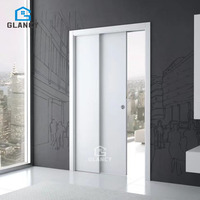 Porte coulissante intérieure en bois au design simple, système de rail caché, montage mural, porte coulissante invisible, porte fantôme