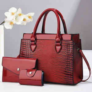 Women's Crocodile Pattern Handbag Set Tan Color Durable Shoulder Bag Crossbody Bag Three Piece Set Everyday Use - Product Image 3