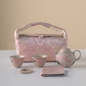Service à thé Rhyme Peony, coffret cadeau, céramique peinte à la main, dégradé de couleurs, une théière, deux tasses, cadeau d'entreprise, cadeau d'anniversaire - Product Image 2