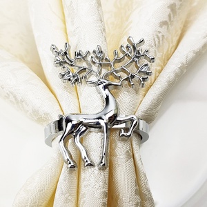 Cerf <span class=keywords><strong>de</strong></span> noël wapiti anneau <span class=keywords><strong>de</strong></span> <span class=keywords><strong>serviette</strong></span> pour la <span class=keywords><strong>table</strong></span> - Product Image 2