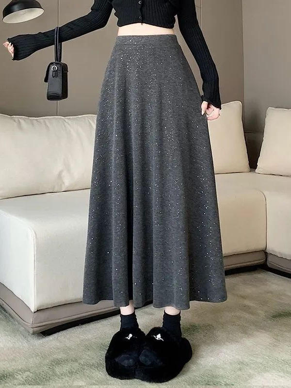 สีเทาเข้ม