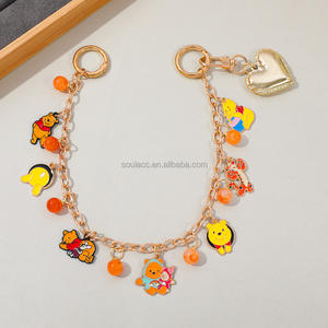 Chaîne de charme de sac bricolage personnalisé Animation japonaise dessin animé mignon <span class=keywords><strong>petit</strong></span> ours émail métal breloque porte-clés de sac pour la décoration de sac - Product Image 3