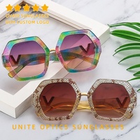 2025 vente chaude dames accessoires de mode haute qualité femmes luxe grand rouge hexagone cadre dégradé Pc lentille lunettes de soleil