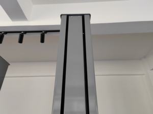 3 टन फिक्स्ड सिंगल पोस्ट हाइड्रोलिक कार लिफ्ट वायरलेस रिमोट कंट्रोल और इलेक्ट्रिक ऑटो रिलीज के साथ प्रमाणित - Product Image 6