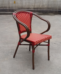 <span class=keywords><strong>Chaise</strong></span> de <span class=keywords><strong>salle</strong></span> <span class=keywords><strong>à</strong></span> <span class=keywords><strong>manger</strong></span> d'extérieur en <span class=keywords><strong>rotin</strong></span> PE et aluminium, imperméable - <span class=keywords><strong>Chaise</strong></span> de patio durable et confortable, tressée <span class=keywords><strong>à</strong></span> la main, pour hôtel/jardin - Product Image 5