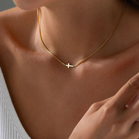 Collier croix pour femmes or 14K plaqué argent délicat petite croix pendentif tour de cou Simple à la mode mignon croix breloque chaîne collier