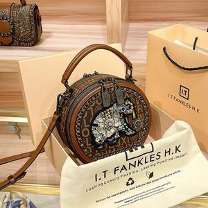 Bolso Cruzado Estilo Vintage para Mujer Loumixer, PVC con Forro Bordado de Elefantes, Bolsos de Mano de Lujo para Mujer - Product Image 1