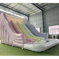 Toboggan aquatique gonflable à 3 voies, couleurs macaron, équipement de location pour événements, toboggan aquatique gonflable pour enfants