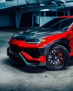 Kit carrosserie en fibre de carbone style Vors amélioré pour Lamborghini URUS, état neuf, avec lèvre avant, diffuseur, spoiler et kit widebody - Product Image 5