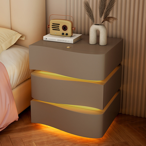Mesita de Noche Inteligente de Lujo de Alta Gama, Madera Maciza, Diseño Moderno, 3 Cajones, Tamaños Personalizables para Uso en Hoteles, Centros Comerciales y Hogares - Product Image 4