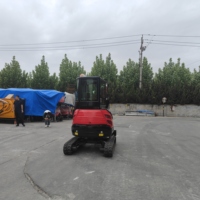 Mini-excavatrice sur chenilles de 3 tonnes fabriquée en Chine avec système hydraulique à double pompe et moteur EPA pour l'exportation