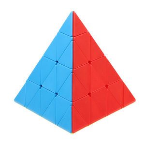 Yisheng 4x4 Pyramid Cube 4th Color Speedcube stimulant le cerveau pour les enfants de 8 à 13 ans - Product Image 1