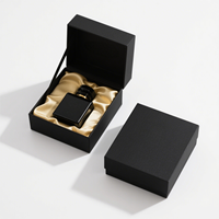 Boîte à parfum rigide en papier créatif haut de gamme au design personnalisé, fermeture magnétique, doublure en éponge, impression quadricolore