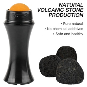 Rouleau absorbant d'huile du visage, 2 pièces en <span class=keywords><strong>pierre</strong></span> <span class=keywords><strong>volcanique</strong></span>, dissolvant des imperfections, pour la zone T, rouleau de bâton de roulement, boule d'été brillant - Product Image 3