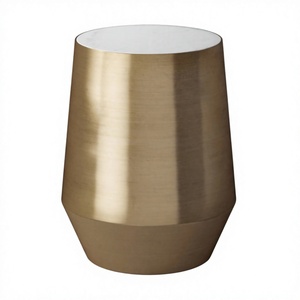 Taburete Moderno de Metal Dorado, Muebles Minimalistas para Sala de Estar, Otomana Duradera para Decoración del Hogar, Taburetes Hechos a Mano en Oferta - Product Image 1