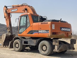 Excavadoras de Segunda Mano Originales de Corea, 21 Toneladas, Dh210 210W, Excavadora de Ruedas en Venta, Usada, con Neumáticos, Doosan Dh210w-7 - Product Image 5