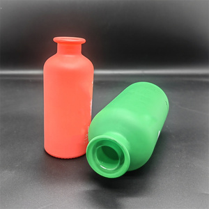 Botella de Vidrio para Bebidas en Negro Mate, Rojo o Color Personalizado, Botella Vacía para Vodka, <span class=keywords><strong>Ginebra</strong></span>, Aceite de Oliva con Corcho - Product Image 4