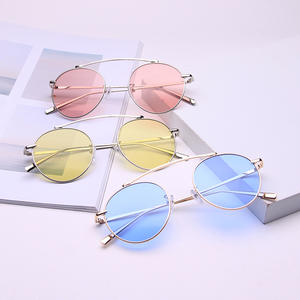 Gafas de Sol Redondas con Marco Azul Océano, Protección UV400 Dorada, Unisex, Estilo Ovalado, Tipo 3, Lentes AC J1-8804 - Product Image 2