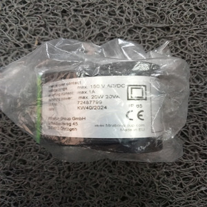 Interrupteur de pression Suco 670512 G1/4 SPDT en acier industriel - Product Image 2