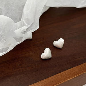 925 Sterling <b>Silver</b> <b>Heart</b> Filigree <b>Stud</b> <b>Earrings</b> 2025 New Design Vintage Glamour Hypoallergenic Jewelry for Women Wholesale - Product Image 2