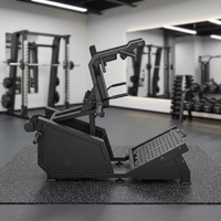 Appareil de musculation commercial Xinrui pour squats ciblant les quadriceps (avant de la cuisse) et les fessiers.