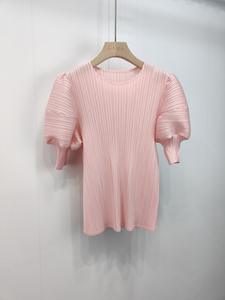 Boetiek Groothandel 2025 Zomer Nieuwe Modieuze Ronde Hals Bubbelmouwen Veelzijdige Leeftijd Reducerende En Afslankende Dames T-Shirt - Product Image 4