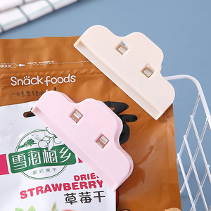 Kitchen Snack Sealing Clip Plastic Food Bag Sealer Moisture Proof Freshness Preserving 10x5 Pink - Product Image 2