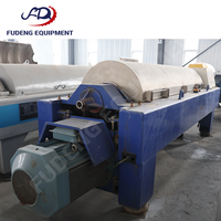 Pemisah Padatan Cair Kontinu Tipe Decanter Sekrup Horizontal Bekas yang Hemat Biaya untuk Pengolahan Air Limbah
