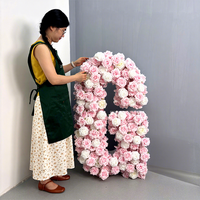 Décoration florale artificielle en lettres pour fond de scène de mariage, ornement floral en lettres