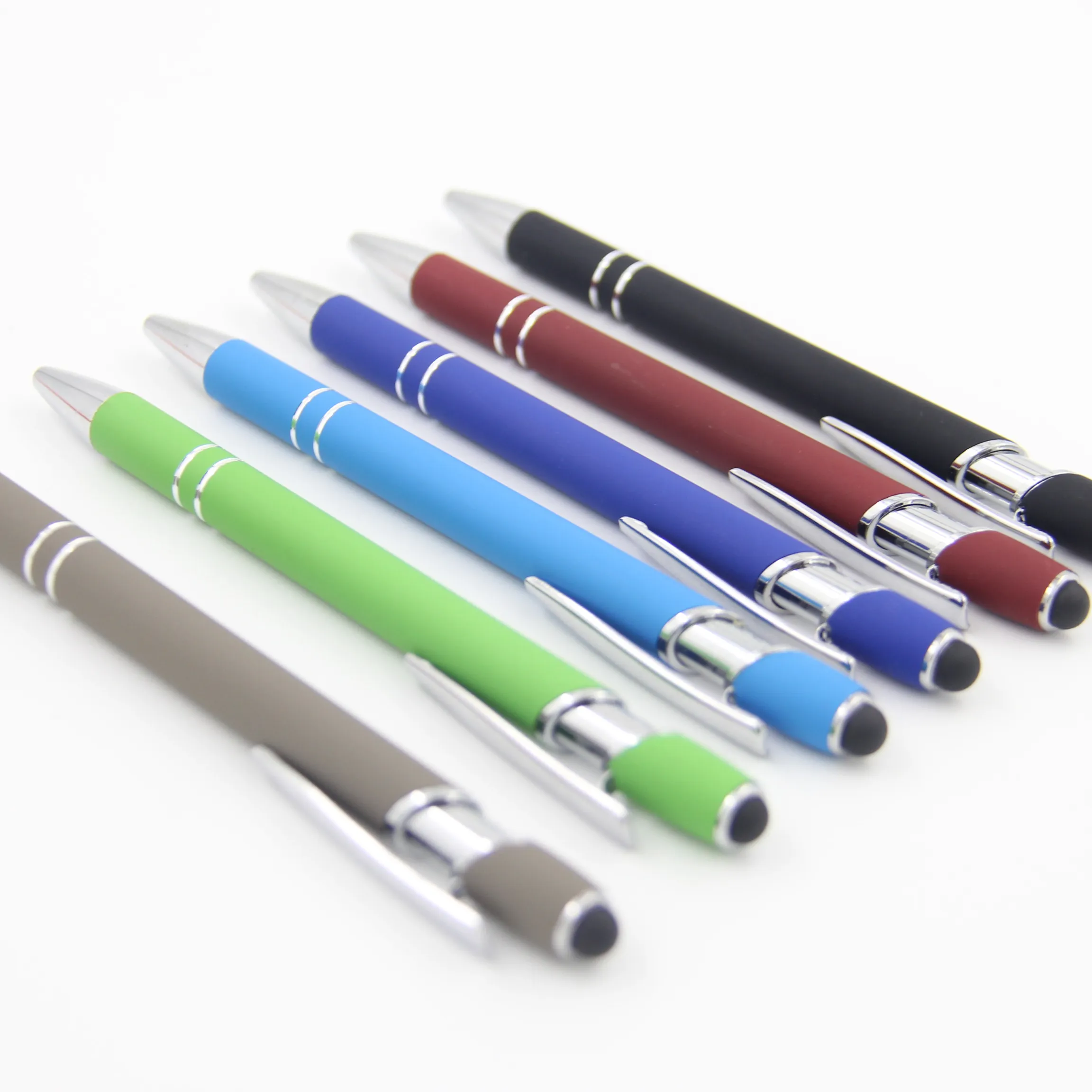 ייצור מקצועי זול פרסום גומי ידית לולאה Stylus עט כדורי חדש