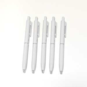 ปากกาเจลพลาสติกคลิก 0.5 <span class=keywords><strong>ม</strong></span><span class=keywords><strong>ม</strong></span>. สำหรับฝึกเขียนใน<span class=keywords><strong>ข้อสอบ</strong></span> เขียนลื่น สไตล์มินิมอล ปากกาโปรโมชั่น - Product Image 1