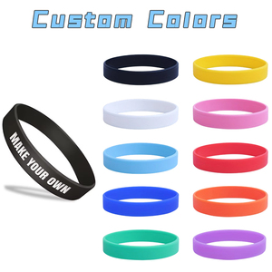 Bracelets en PVC gaufré personnalisés, bracelets souples en caoutchouc pour événements et festivals, bracelets promotionnels OEM pour grandes marques vérifiables - Product Image 3