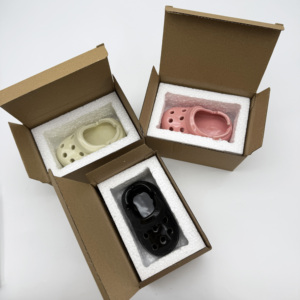 Vente en gros nouvel arrivage de cendriers en céramique modernes créatifs en forme de chaussures <span class=keywords><strong>Crocs</strong></span> boîte de couleurs personnalisées emballage cendrier portable - Product Image 6