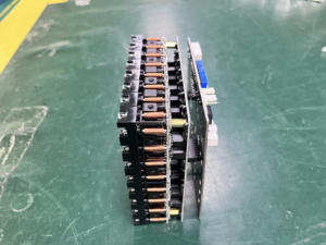 Affichage LED à points matriciels 8x8 de 15 mm à haute luminosité et couleur pleine pour la publicité dans les transports publics - Product Image 4