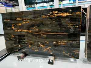 เคาน์เตอร์หินแกรนิตหินหนืดธรรมชาติสีทองพื้นผิวขัดไทเทเนียมสีดำสำหรับวิลล่ามีการรับประกัน1ปี - Product Image 4