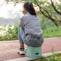 Tabouret de voyage pliable ultra fin et léger, siège de camping compact pour l'extérieur, chaise pliable