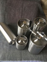 Mini fût en acier de 2 litres de style nouveau, design personnalisé, pour la bière