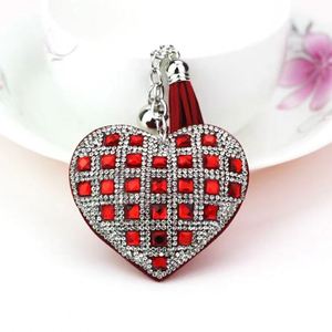 Llavero de Cuero con Forma de Corazón y Pedrería Brillante, Accesorio para Bolso de Mujer, Colgante de Cuero con Cristal, Llavero con Forma de Corazón de Durazno - Product Image 3