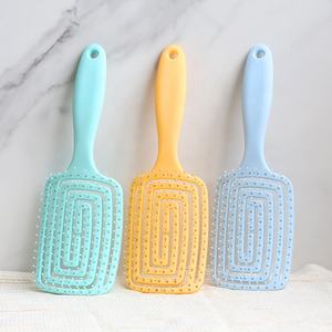 <span class=keywords><strong>Brosse</strong></span> démêlante incurvée ventilée en nylon Gloway OEM avec embouts en nylon, <span class=keywords><strong>brosse</strong></span> à <span class=keywords><strong>cheveux</strong></span> en plastique ventilée pour <span class=keywords><strong>cheveux</strong></span> bouclés - Product Image 1