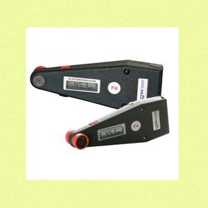 Medidor de Espesor de Revestimiento Nix QNix1500, Herramienta de Medición Digital de Alta Precisión para Inspección de Superficies Metálicas - Product Image 1