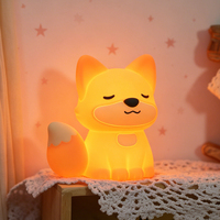 Lampe en silicone souple à commande tactile en forme de renard kawaii, éclairage chaud, décoration de chambre d'enfant, lampe de chevet LED pour bébé et enfant