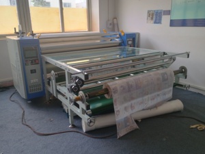 60cm 2M CuộN để cuộn Máy in nhiệt lịch chuyển máy Thảm Lều <span class=keywords><strong>Polyester</strong></span> dệt thăng hoa máy bằng mảnh - Product Image 6