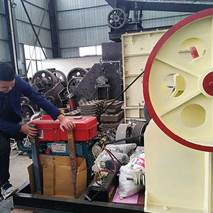 Petite machine de concassage à mâchoires industrielle pour l'exploitation minière, la pierrière et l'usine de traitement des roches - Product Image 5