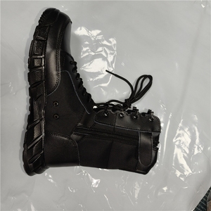 รองเท้าบูทหนังวัวกลับสีดำ รุ่น TSB01 ของ Stock Wholesales น้ำหนักเบาพิเศษ พร้อมซิปด้านข้าง - Product Image 5